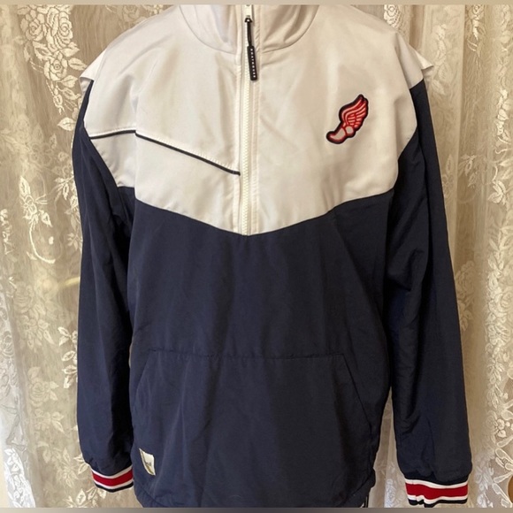 Tracksmith Jackets & Coats Rare Tracksmith Boathouse Windbreaker